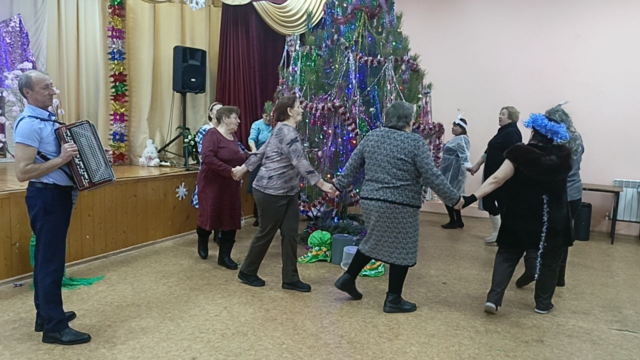 Вечер зимних забав для старшего поколения прошёл в Кильдеево