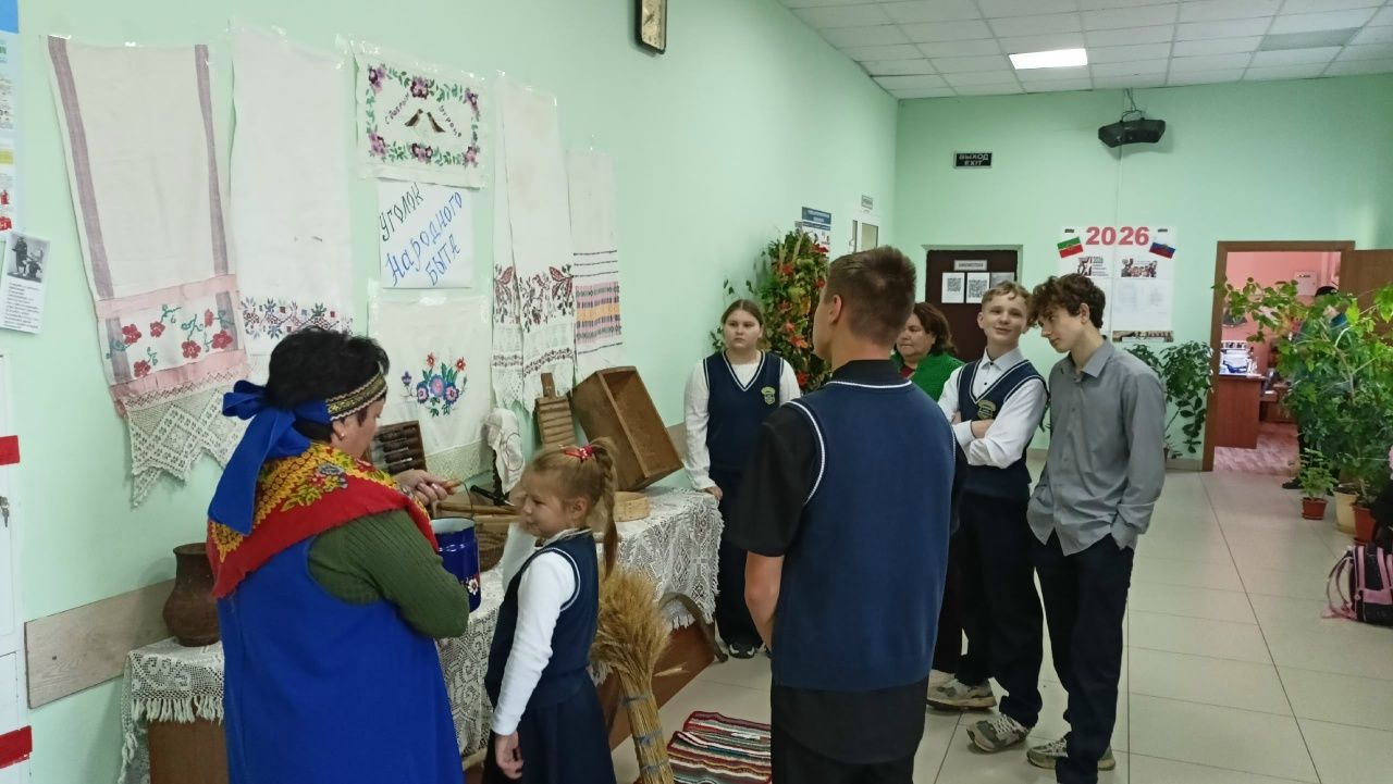 Кильдеевским школьникам показали предметы старины