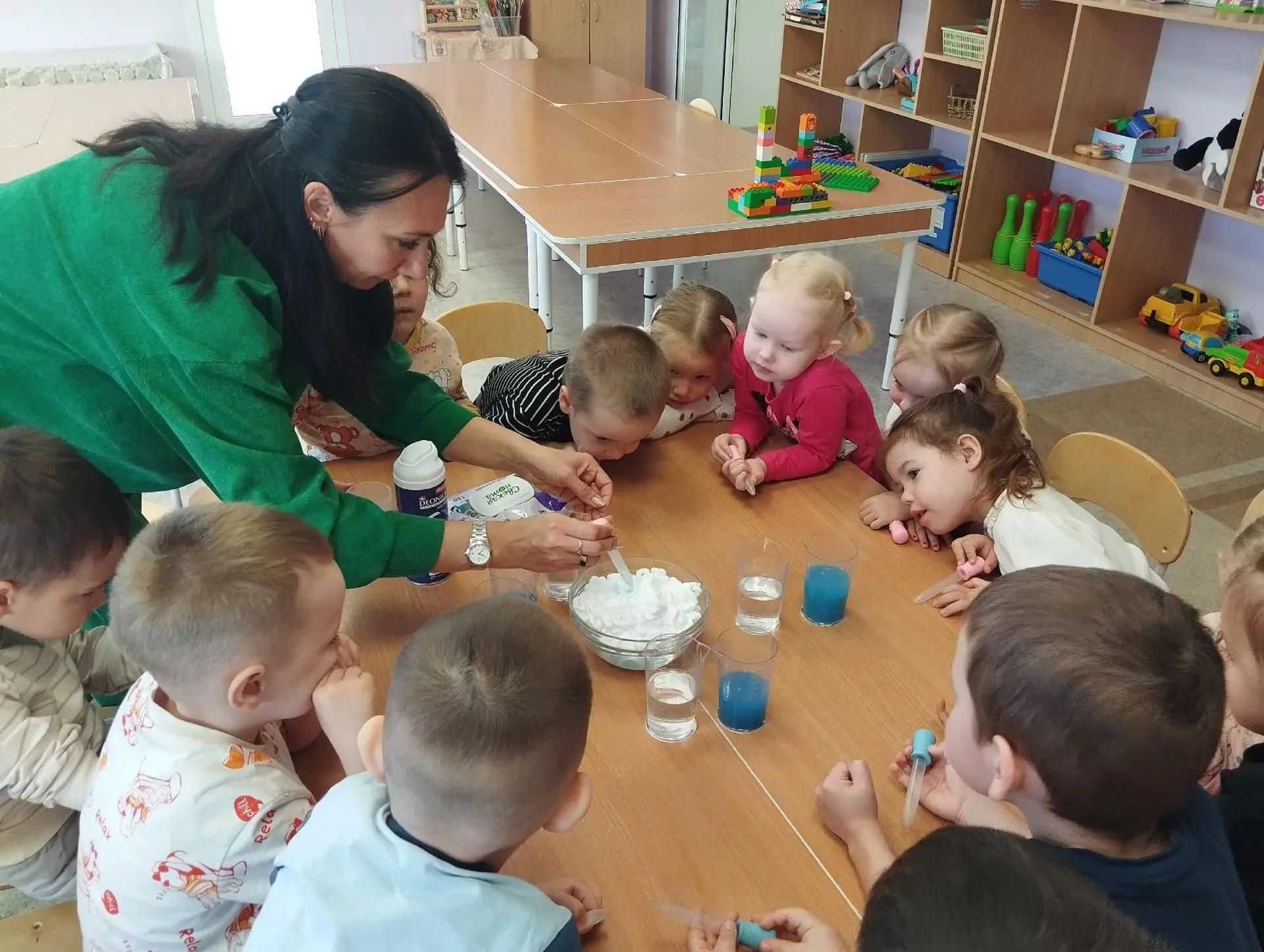 «Каенкай»да кечкенә тикшеренүчеләр яңгыр һәм су әйләнеше серләрен ачтылар