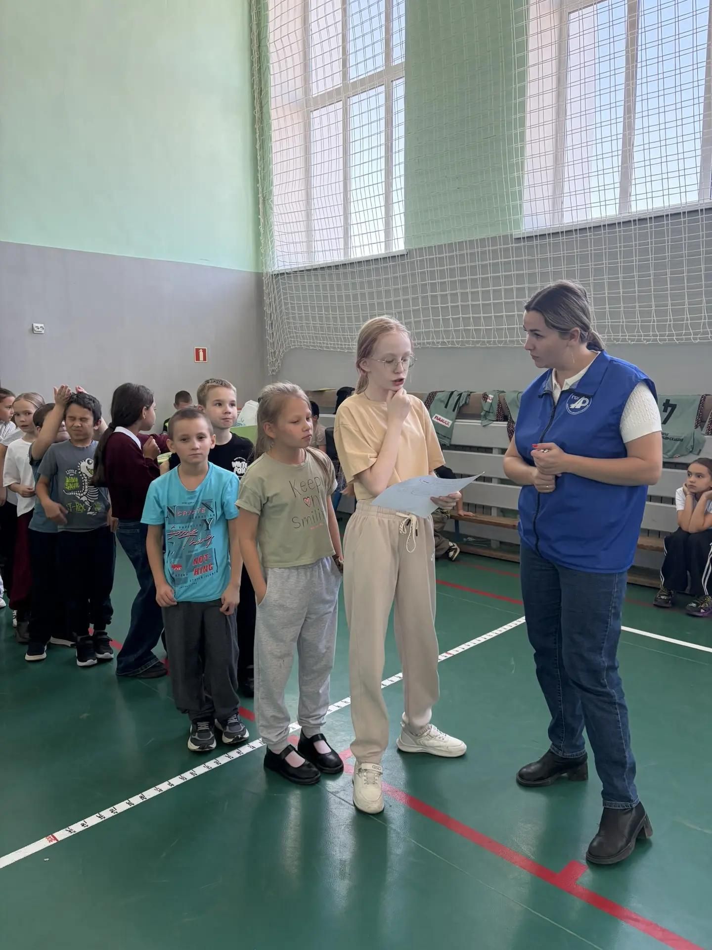 Верхнеуслонские гимназисты получили памятки по дорожной безопасности