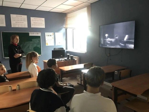 Юные музыканты Иннополиса узнали о Седьмой симфонии Шостаковича