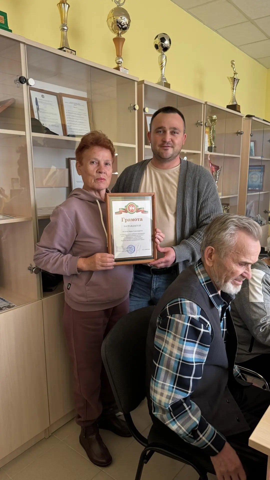 Спортивная школа провела акцию «10 000 шагов» для ветеранов