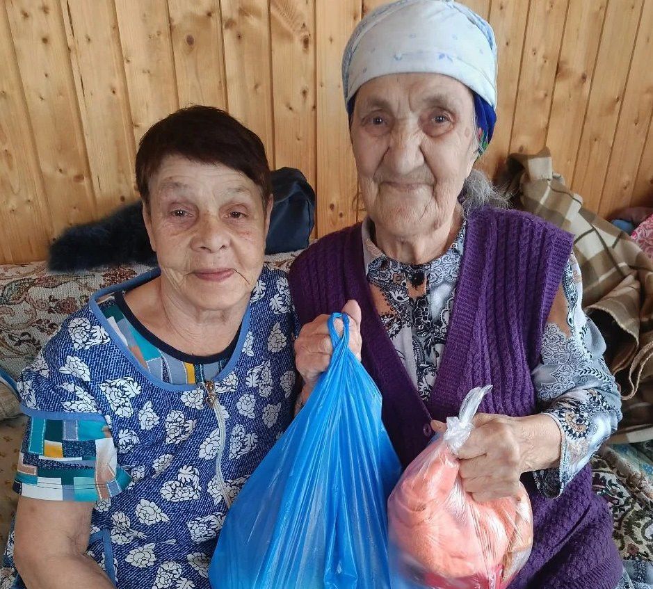 Ватан авылында ветеранны бәйрәмнәр белән котладылар