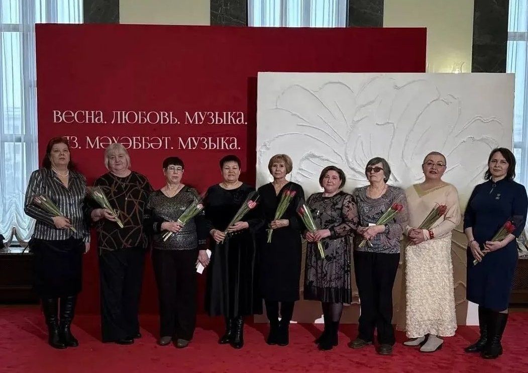 Активистки и жены бойцов СВО из Верхнего Услона посетили праздничный концерт