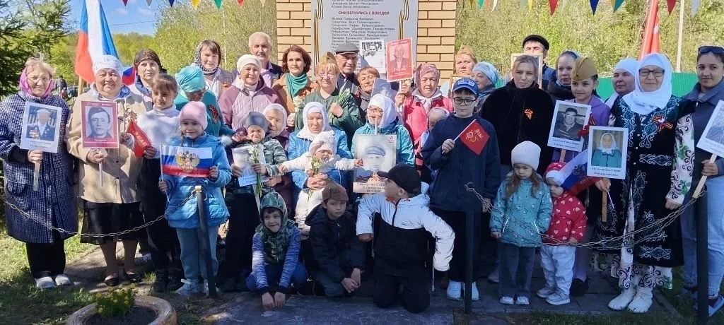Районда Җиңү көнен билгеләп үттеләр