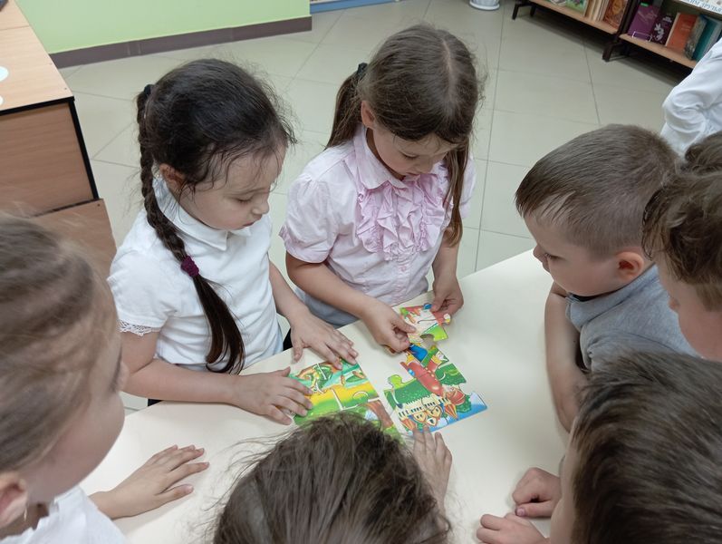 Игра-путешествие прошла в детской библиотеке Верхнего Услона