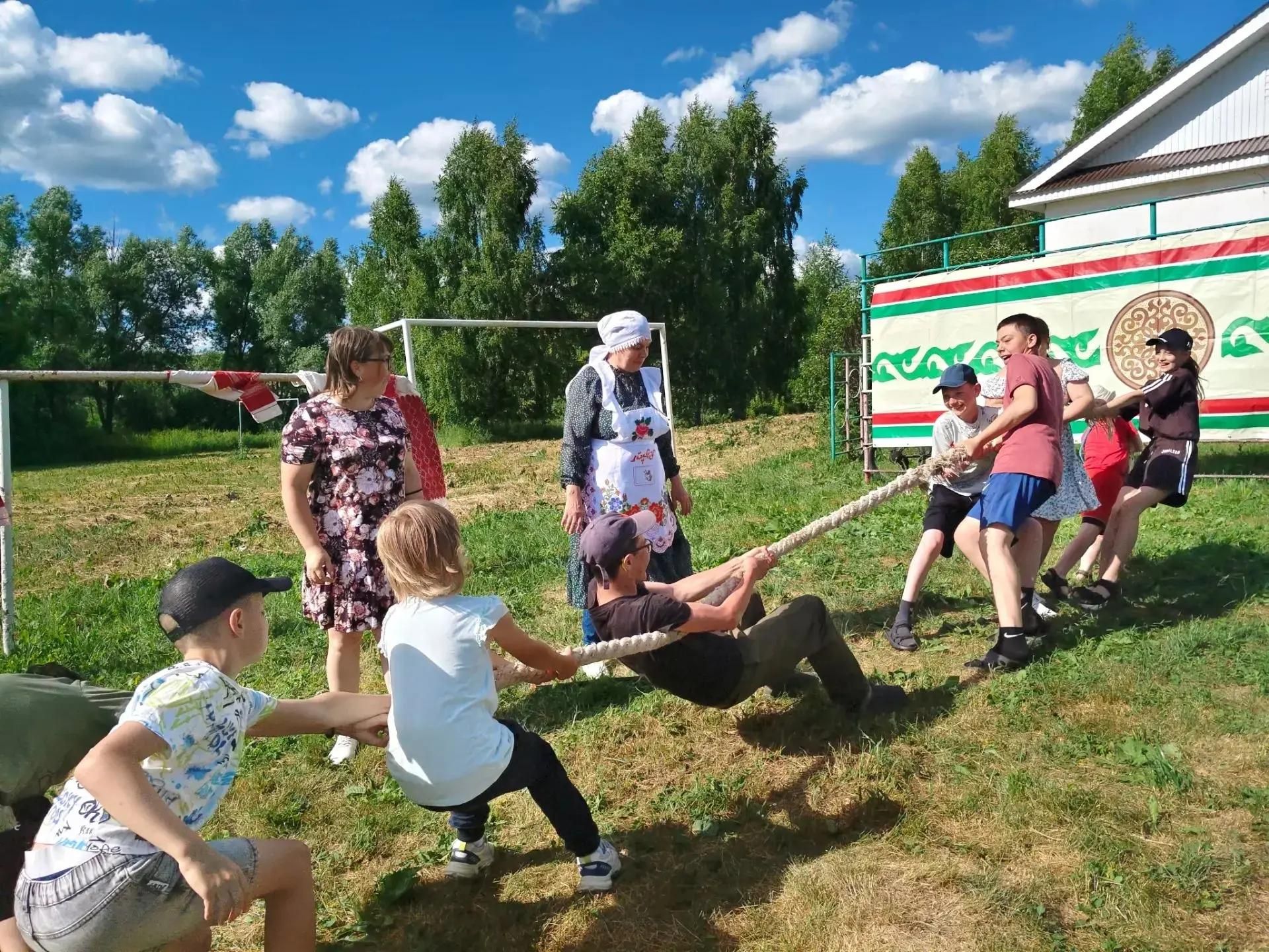 Мәмәтхуҗада иң күңелле Сабан туе узды