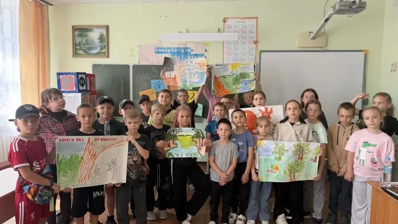 Макыл мәктәп яны лагеренда әйләнә-тирә мохит көне узды