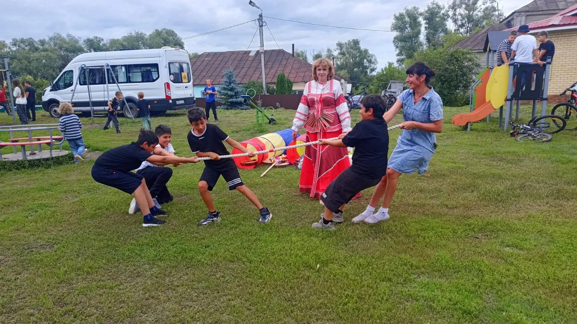 Фестиваль «ОкрошкаФест» прошел в Татарском Бурнашеве