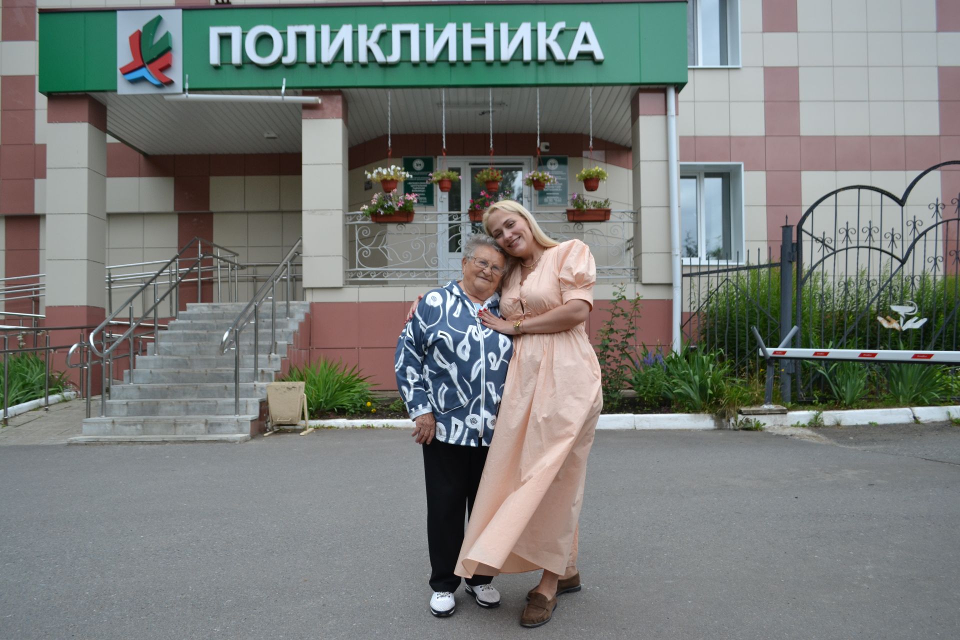 История спасения в Верхнем Услоне: она приехала сказать спасибо