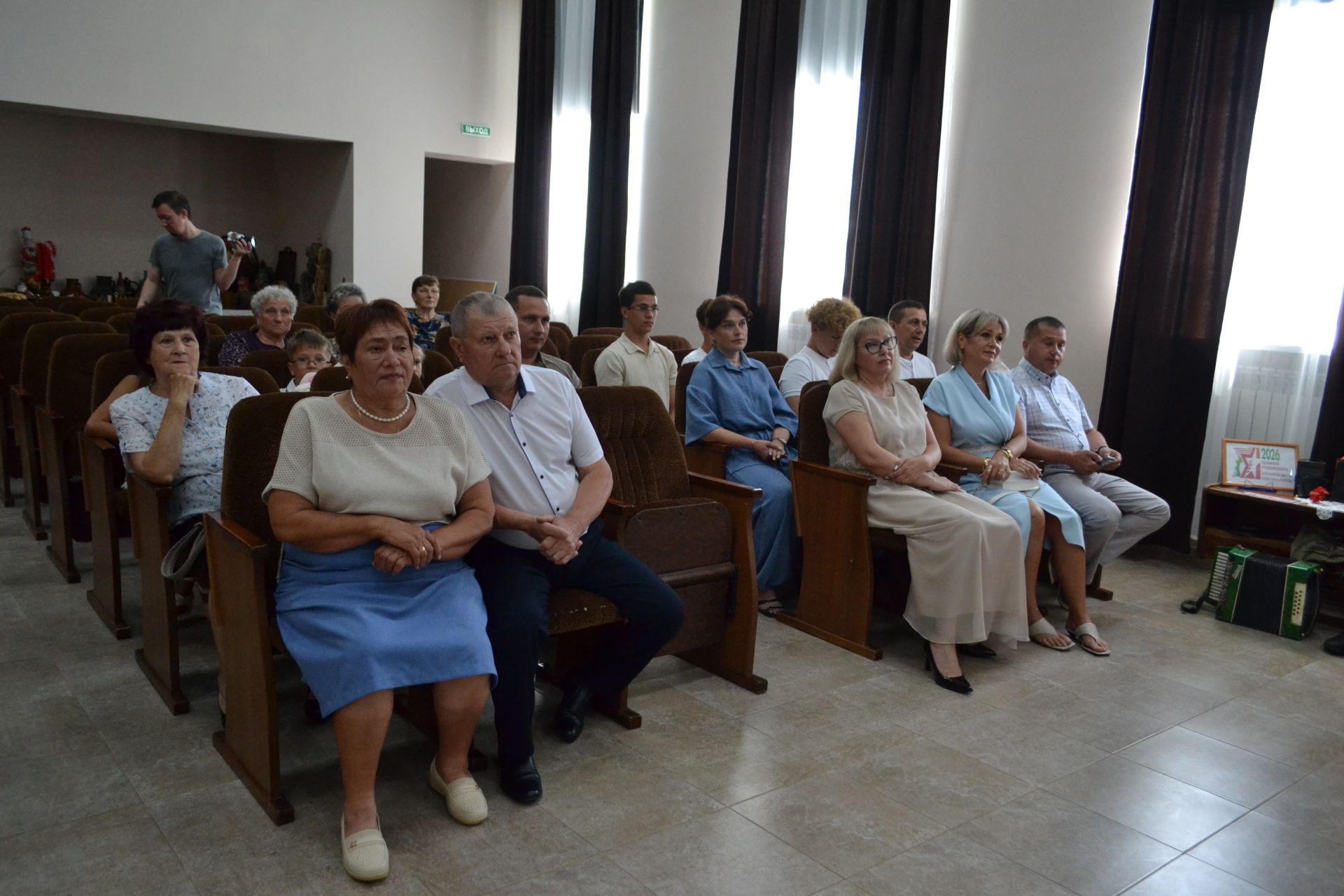 Семейный кодекс Карасевых: 48 лет под защитой любви