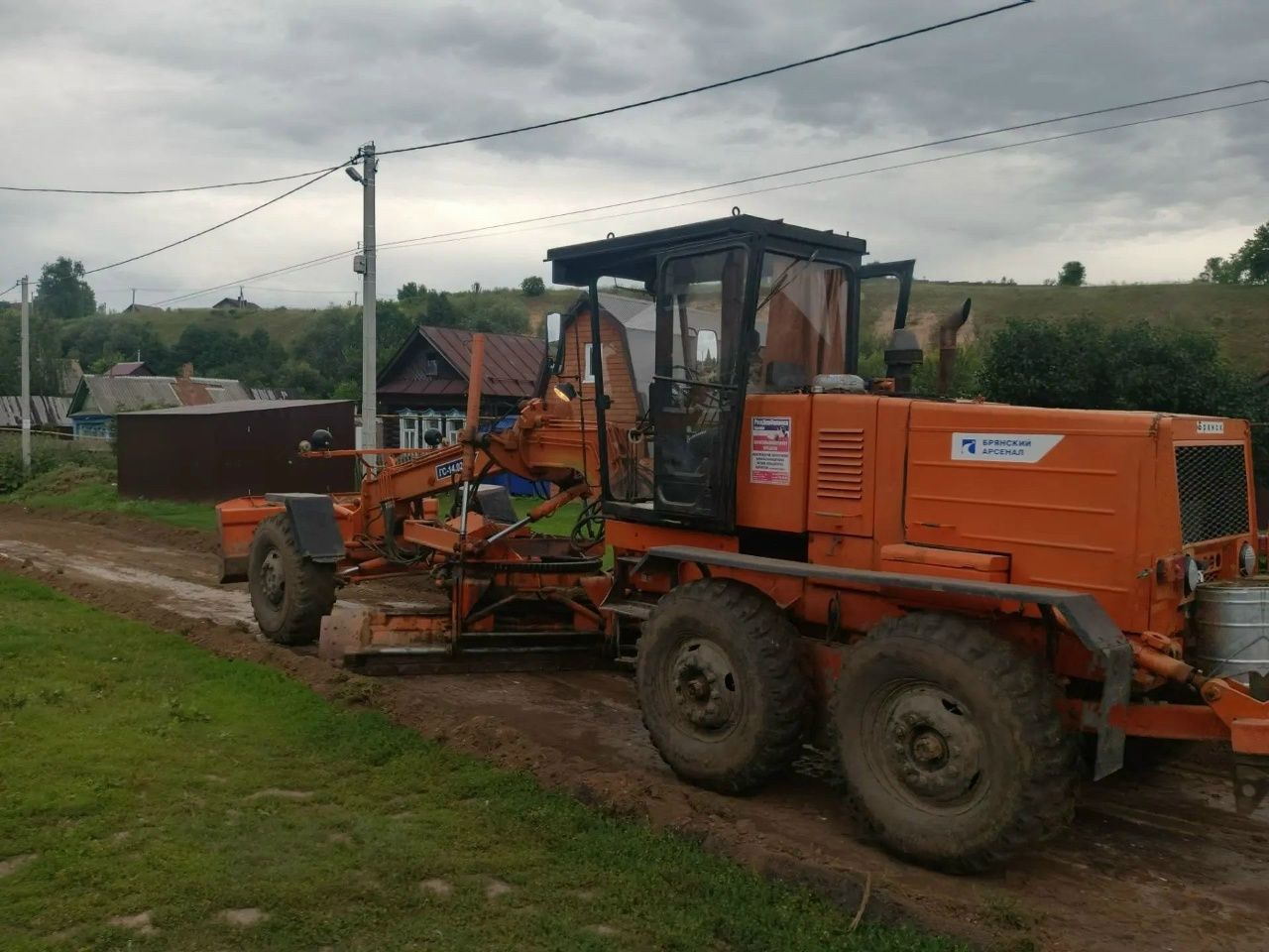 В Шеланге стартовало строительство дорог на двух улицах