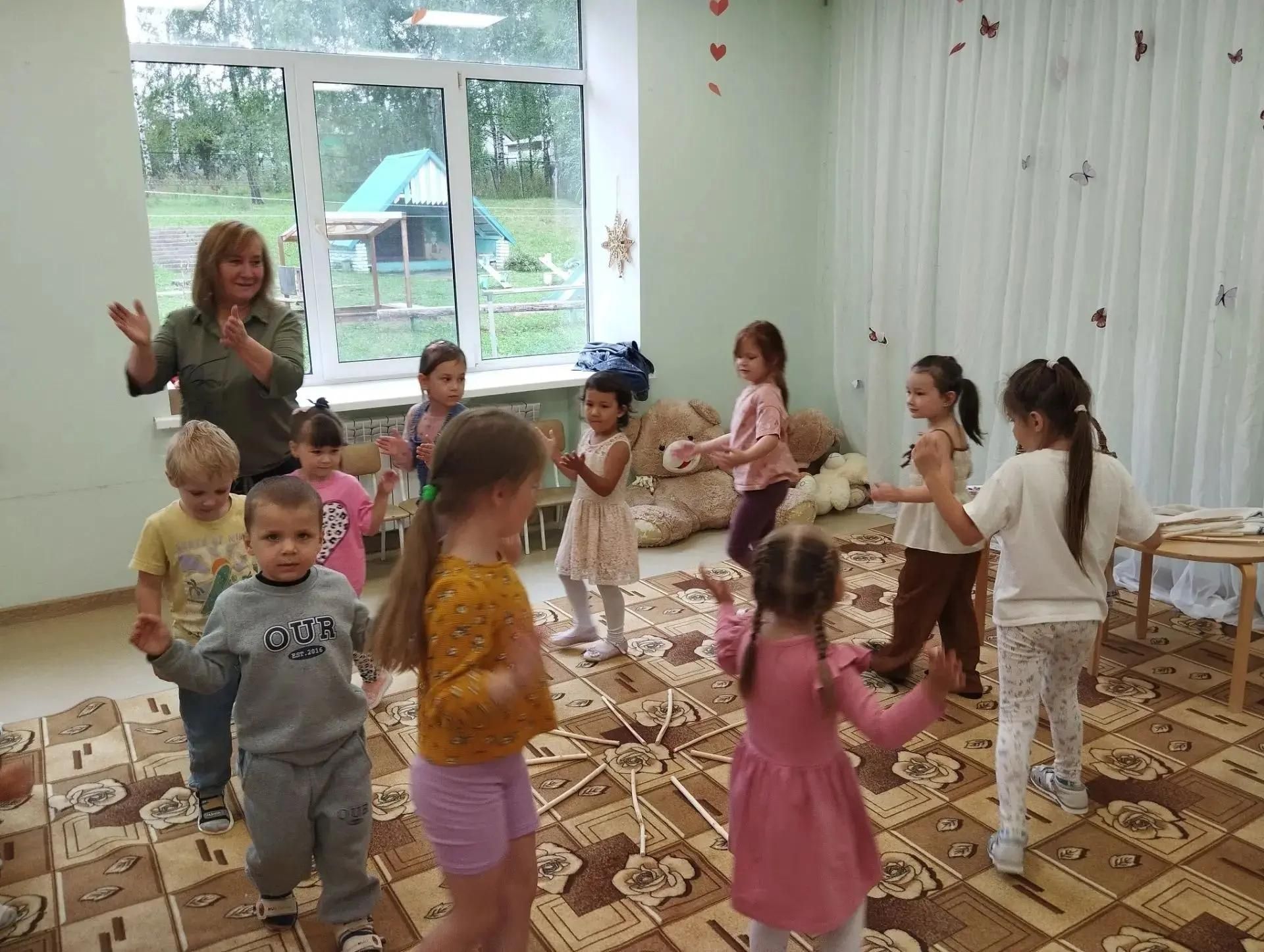 Балалар мәдәниятебезнең күптөрлеге белән таныштылар