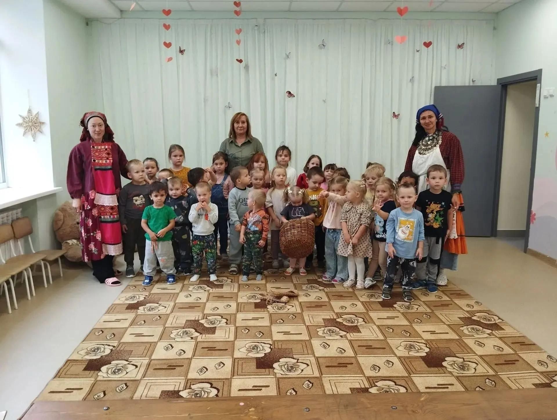 Балалар мәдәниятебезнең күптөрлеге белән таныштылар