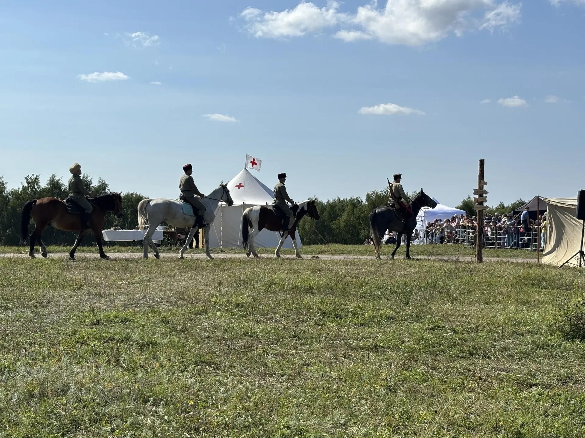 В Верхнем Услоне прошёл исторический фестиваль с реконструкцией боёв 1918 года