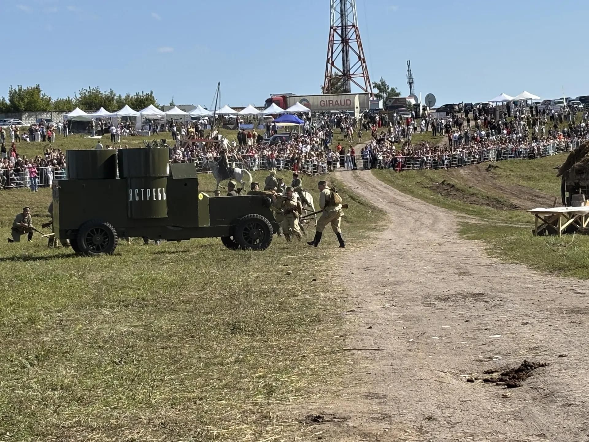 В Верхнем Услоне прошёл исторический фестиваль с реконструкцией боёв 1918 года