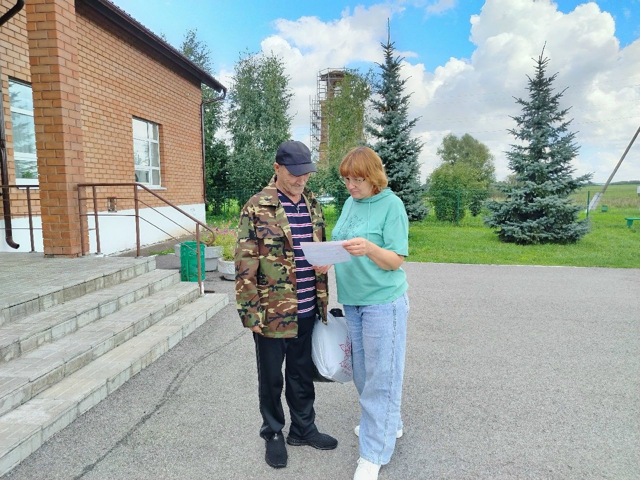 В Кильдееве прошла уличная акция ко Дню борьбы с терроризмом