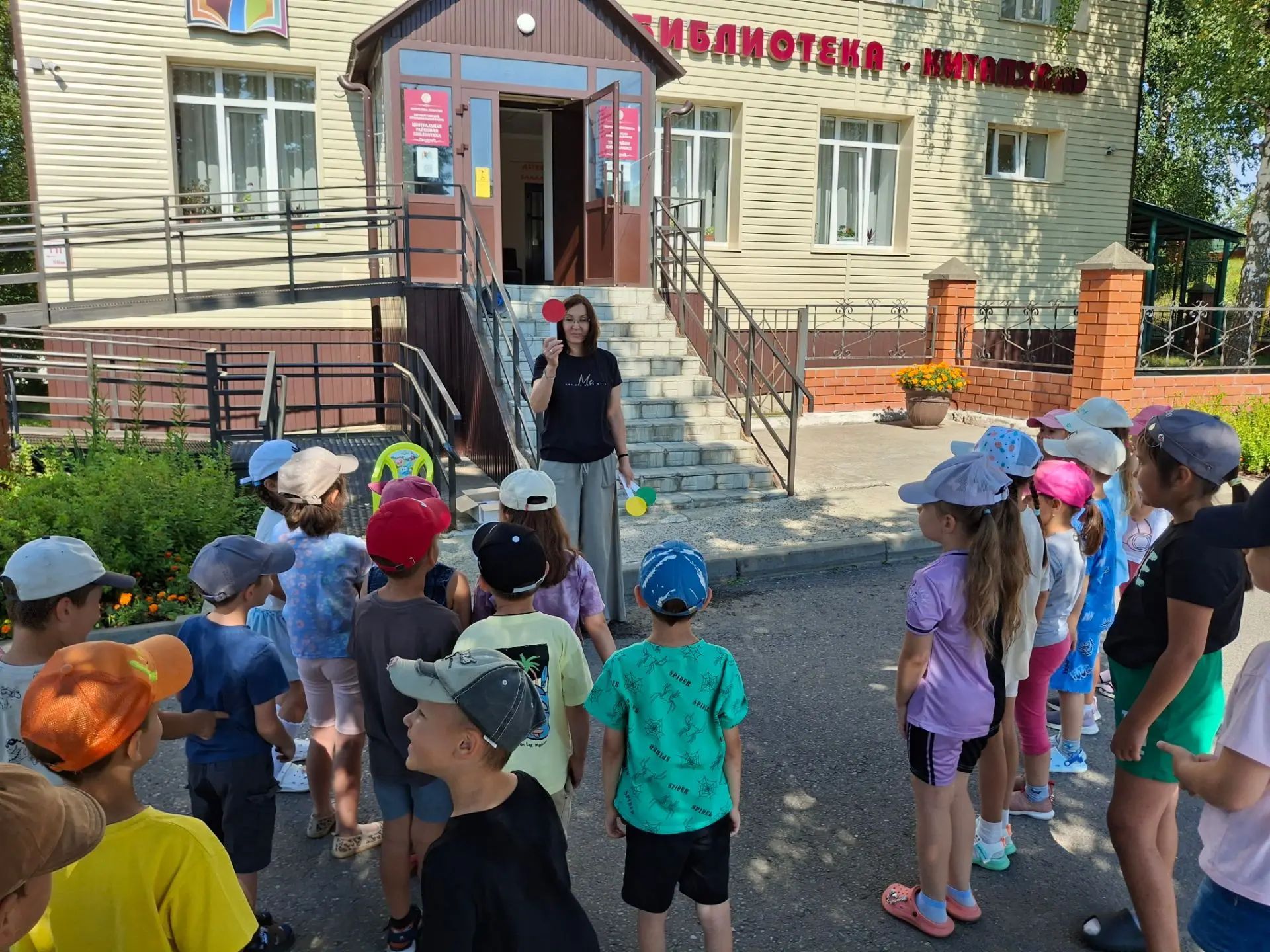 Балалар Светофор көнен кызыклы һәм файдалы үткәрделәр