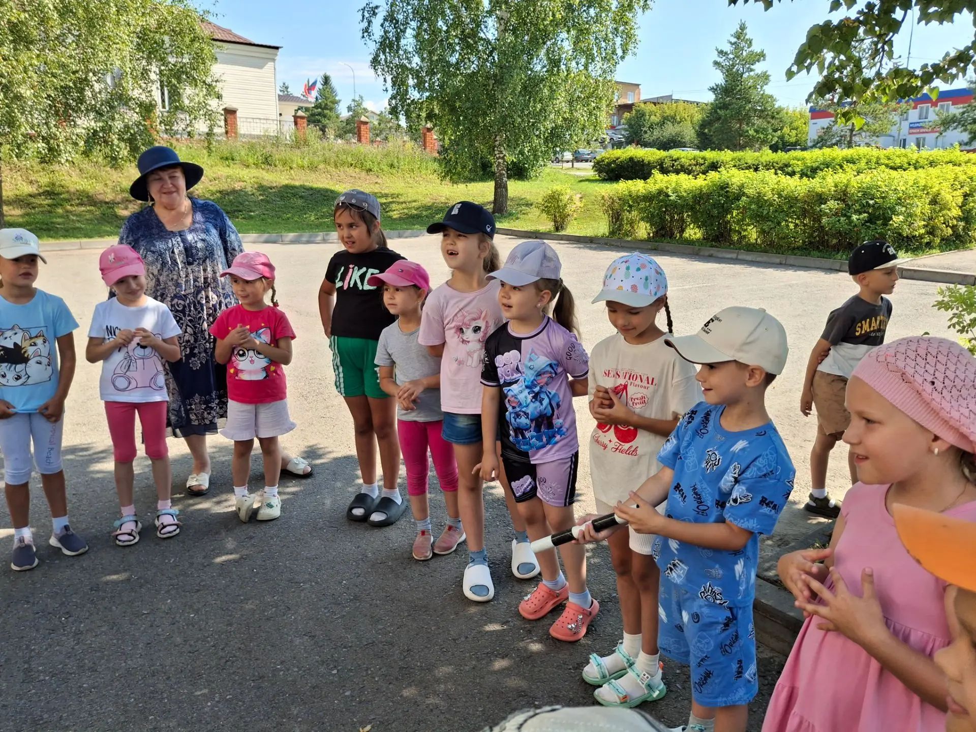 Балалар Светофор көнен кызыклы һәм файдалы үткәрделәр