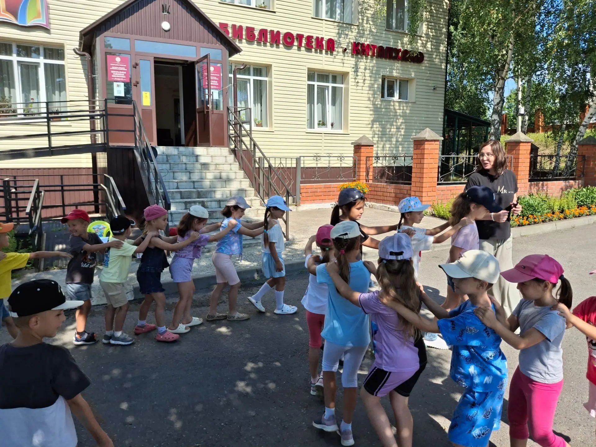 Балалар Светофор көнен кызыклы һәм файдалы үткәрделәр