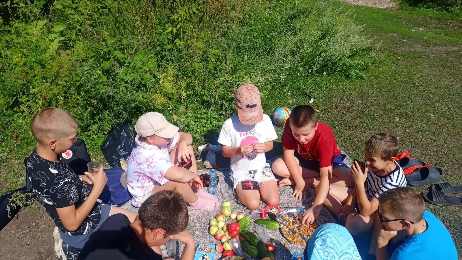 Макыл балалары табигатьнең матурлыгын күрергә өйрәнәләр