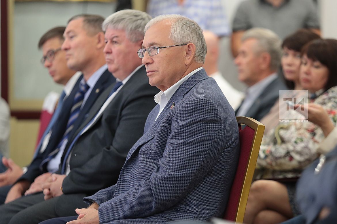 VII Форум региональных и национальных СМИ в Казани: Татарстан для всей России является лидером