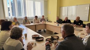 Спортивная школа провела акцию «10 000 шагов» для ветеранов