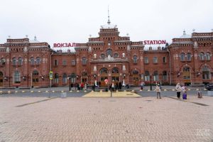 8 казанских подростков устроились помощниками дежурных по вокзалу летом