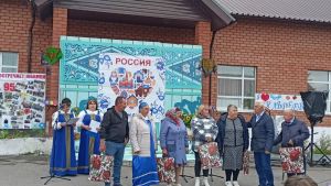 Концерт и мёд с блинами ждали гостей на Дне села в Кильдееве
