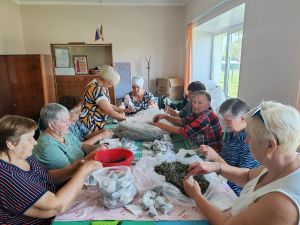 В Куралове волонтёры собрали 400 пакетиков чая и две сети для бойцов