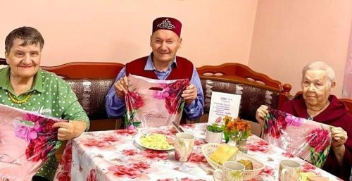 Благотворительная помощь для пожилых людей в Верхнеуслонском доме-интернате