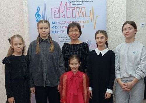 Новогодняя феерия: юные пианисты Верхнего Услона покорили Всероссийский конкурс