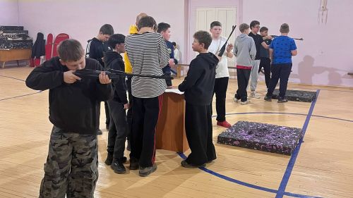 Югары Ослан районында Билгесез солдат көне уңаеннан эстафета үтте