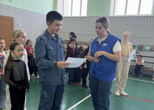 Верхнеуслонские гимназисты получили памятки по дорожной безопасности
