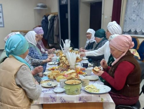 В Вахитове провели ифтар в честь Рамадана для родителей бойцов СВО