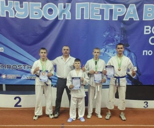 Северная столица покорилась бойцам из Верхнего Услона
