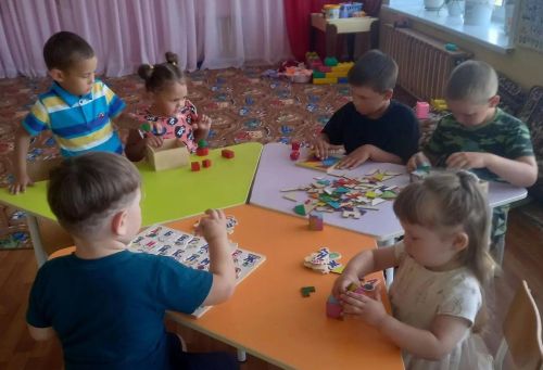 Октябрьский балалары Халыкара башваткычлар көнен билгеләп үттеләр