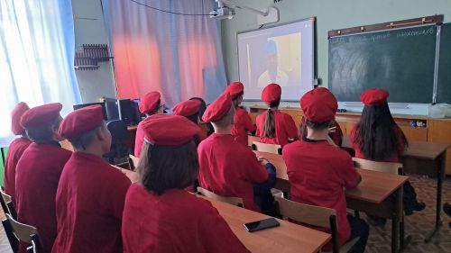 О вреде синтетических наркотиков рассказали бурнашевским школьникам