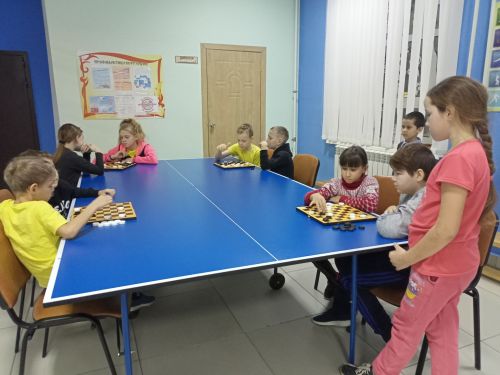 В Макулове состоялся турнир по шашкам среди подростков