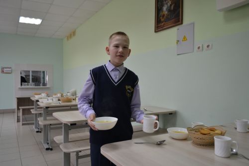 Макуловские школьники на обед предпочитают борщ