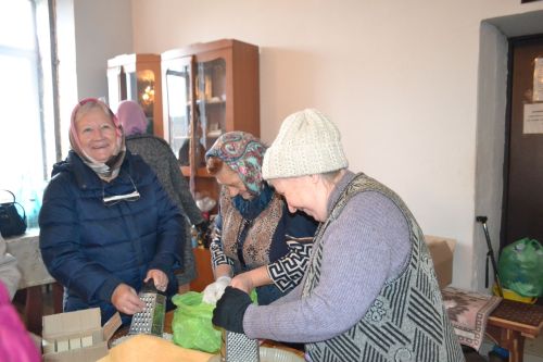 Жители Куралова готовят для бойцов СВО быстрый розжиг