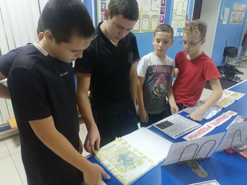 В Молодежном клубе Макулова прошел патриотический час
