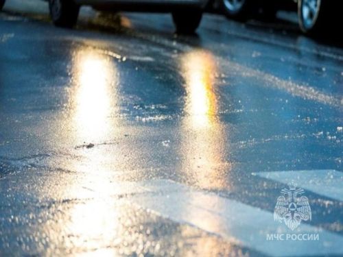Госавтоинспекция просит водителей быть внимательнее на дорогах