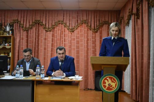 В Татарском Бурнашеве нужно капитально отремонтировать школу