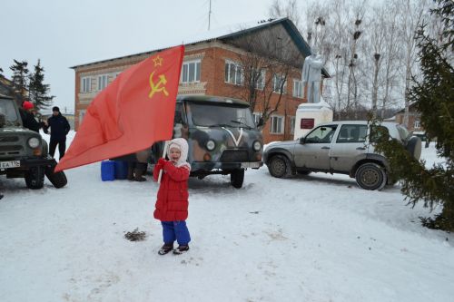 Четыре 20-тонных большегруза с гуманитарной помощью отправили из Верхнеуслонского района в зону СВО