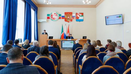 В Верхнем Услоне профсоюзные лидеры подвели итоги работы и получили награды