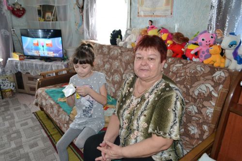 Любовь Ваняшина: «Дай Бог здоровья всем, кто откликнулся и помогает нам»