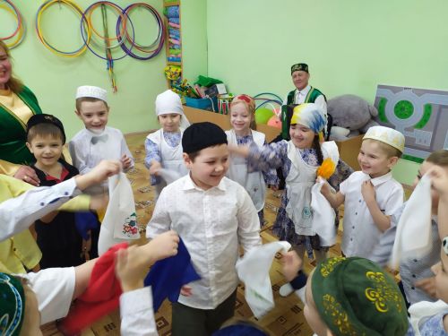 Воспитанники детского сада «Радуга» приняли участие в фольклорном празднике