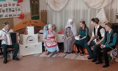 В Янги Болгарах подросткам рассказали о фольклорных традициях