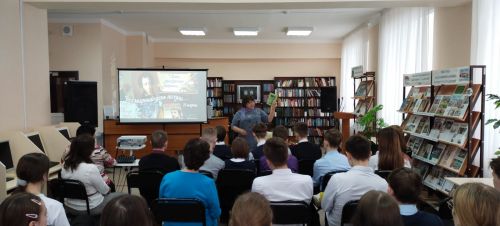В Верхнеуслонской библиотеке прошла творческая встреча с Еленой Ярцевой